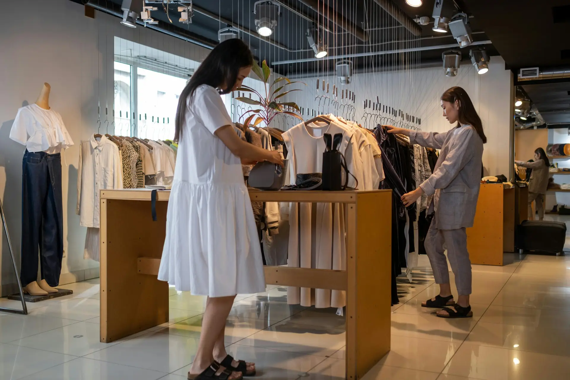 premium retail domains