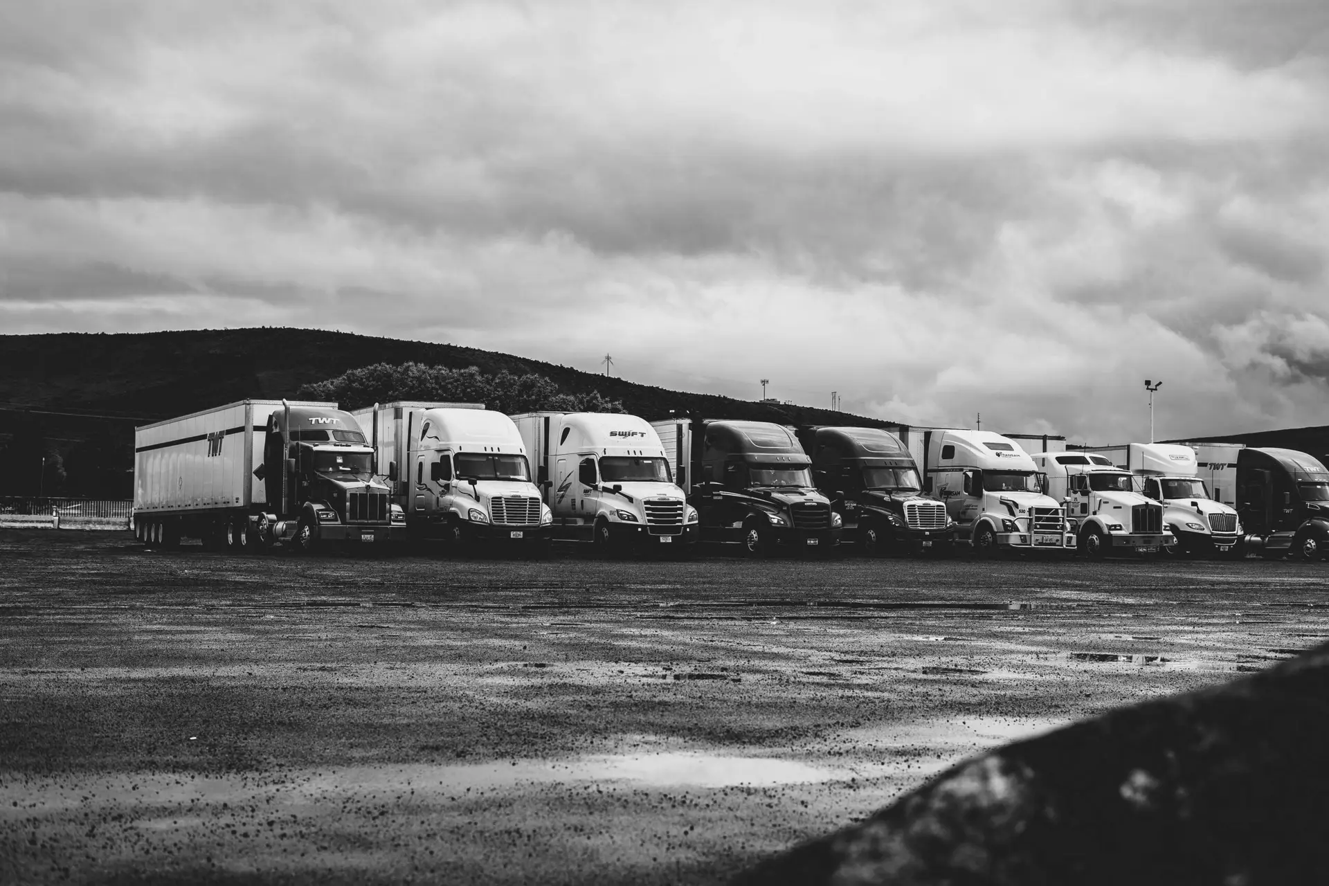 commercial vehicle rentals domain