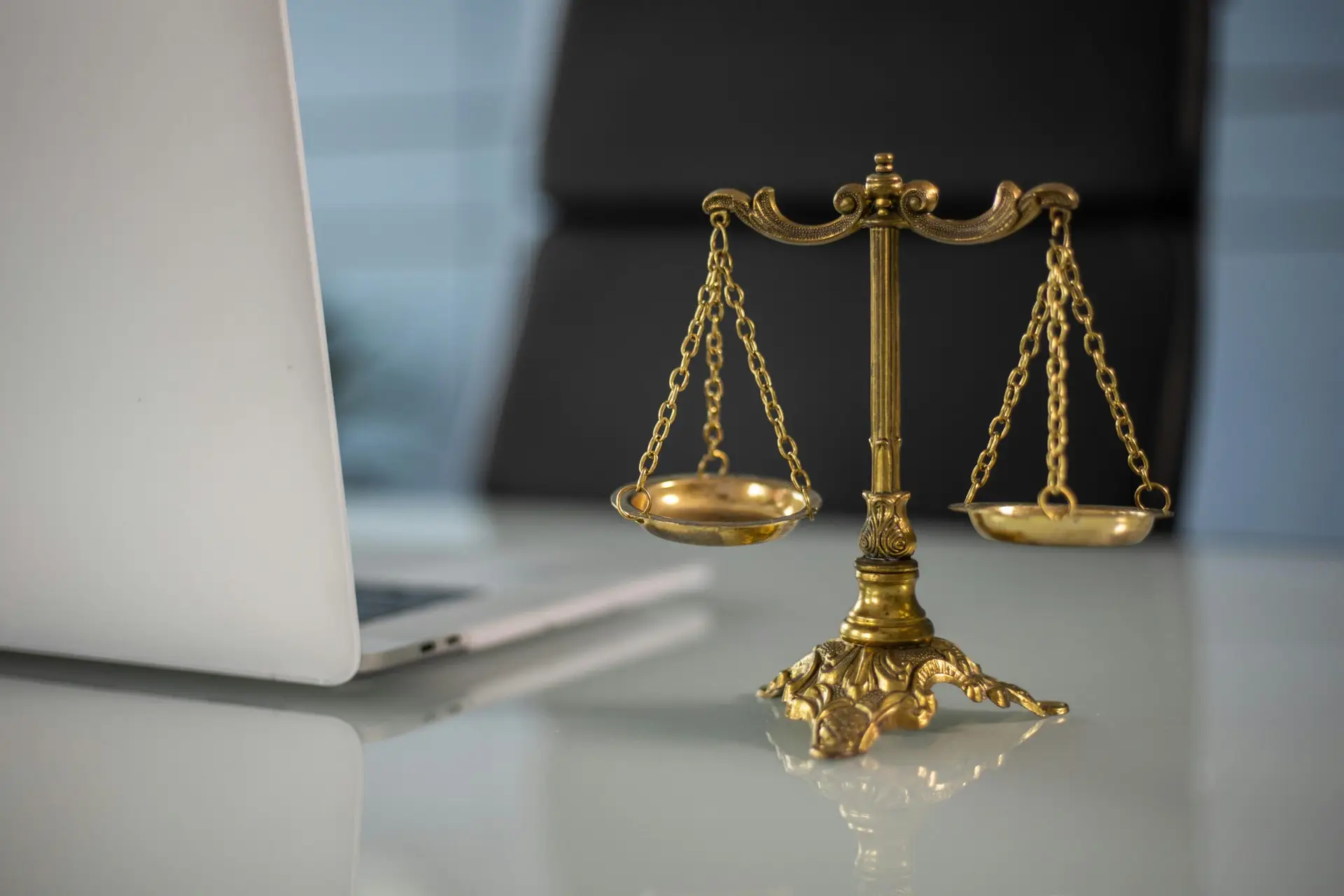qualified legal advice domain