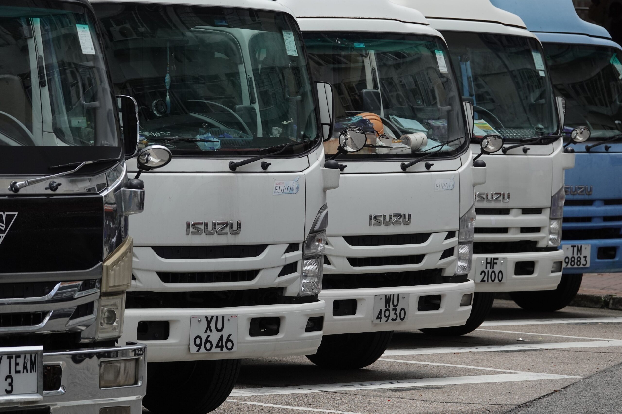 commercial truck hiring domain name